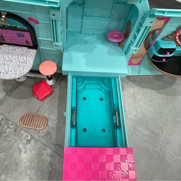 LOL Surprise Doll Camper 2 in 1 Blue Glamper Camper Van House & NO Accessories - Picture 4 of 9